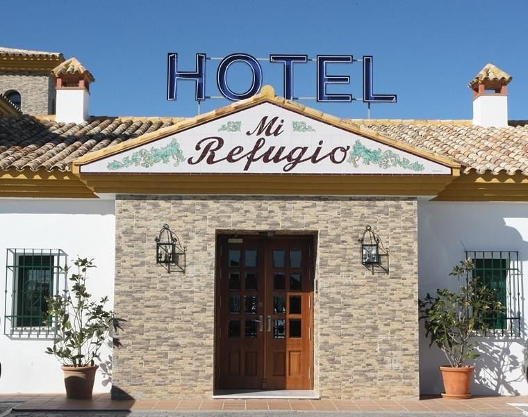 Hotel Mi Refugio Lucena Eksteriør bilde